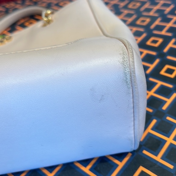 Tory Burch Shoulder tote - Carter Small Convertible Tote in Shell Pink - Picture 5 of 14